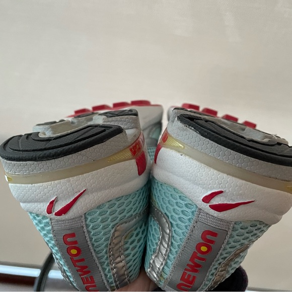 Newton running shoes in lightly used condition. Get it here for a steal! Size 7 - Picture 7 of 8